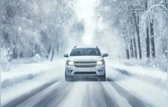 Oak Creek Police Offer Safe Driving Tips for Navigating Rare Snow