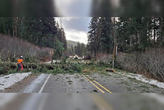 ODOT Warns of Impending Windstorm and Urges Caution for Oregon Holiday Travelers on Christmas Eve
