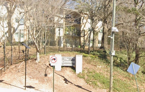 Off-Duty Atlanta Police Officer Shoots Armed Suspect in Northwest Apartment Complex on Christmas Eve