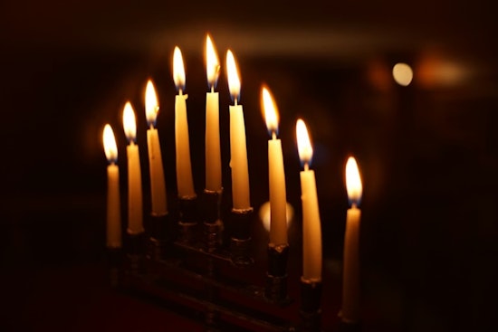 Ohio Cities Bexley, Solon, and Cleveland Honor Victims of Australia's Bondi Beach Attack During Hanukkah Ceremonies
