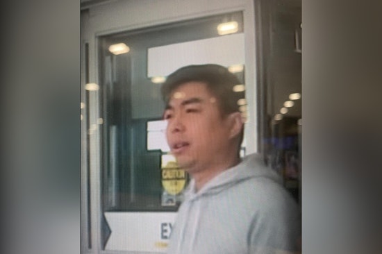 Oklahoma City Police Seek Help Identifying Suspect in Best Buy Fraud Case
