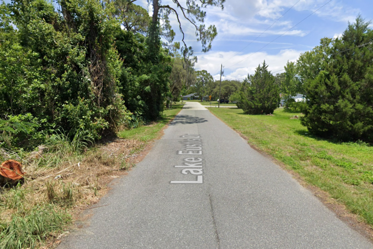 One Dead in Leesburg After Semi and Pickup Truck Crash on CR 473, Road Closures in Effect