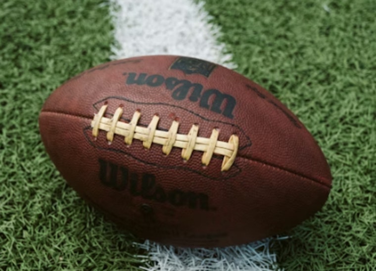 Oregon Ducks Edge Closer to College Football Playoff with Triumph Over Washington Huskies