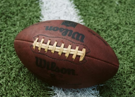 Oregon Ducks Edge Closer to College Football Playoff with Triumph Over Washington Huskies