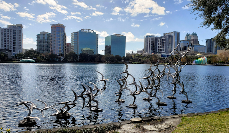 Orlando's Warm Holiday Spell to Give Way to a Cold New Year's Eve: National Weather Service Alerts of Incoming Front