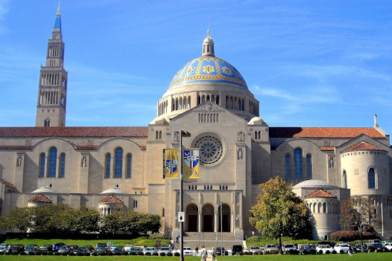 Over 2,000 Christmas Dinners Delivered by Volunteers at the Basilica in D.C. to Local Families in Need