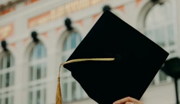 Over 2,600 Graduates Celebrate Achievement at University of Cincinnati Fall Commencement