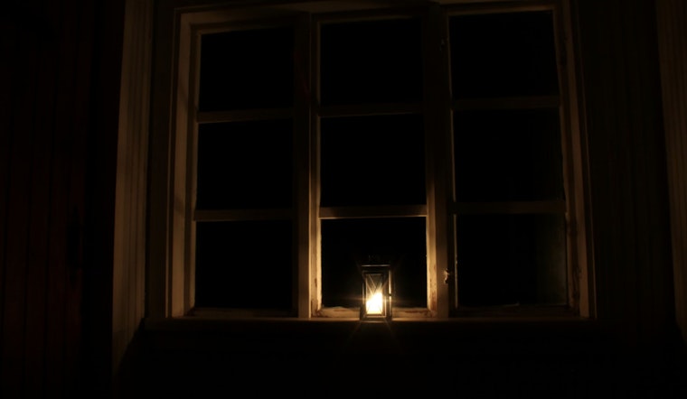 Overnight Blackout Leaves Central and Windward Oahu in the Dark