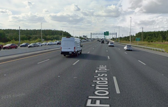 Overturned Semi-truck Causes Major Delays on Florida's Turnpike Near Kissimmee