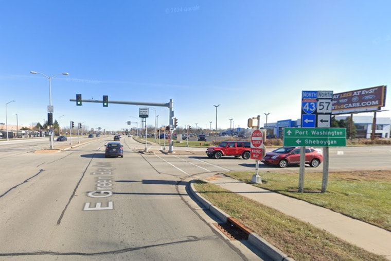 Ozaukee County Sheriff Confirms Fatality and Injuries in I-43 Multi-Vehicle Crash, Semi-Truck Driver Cited