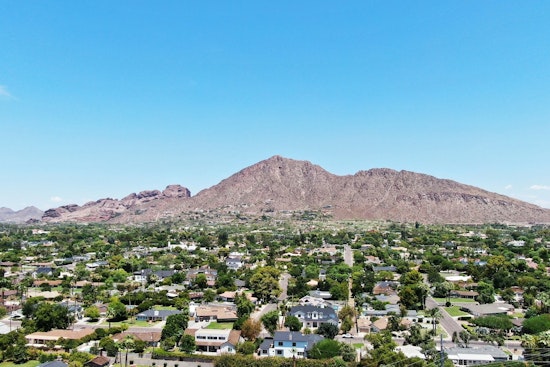 Phoenix Basks in Sunshine: Mild Temperatures and Clear Skies Dominate the Week's Forecast