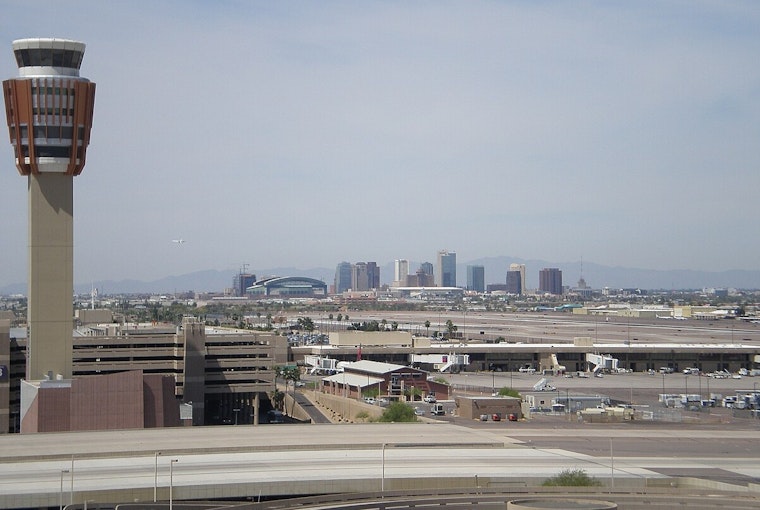 Phoenix Sky Harbor Remains a Sunny Spot for Holiday Travelers Amid National Flight Disruptions