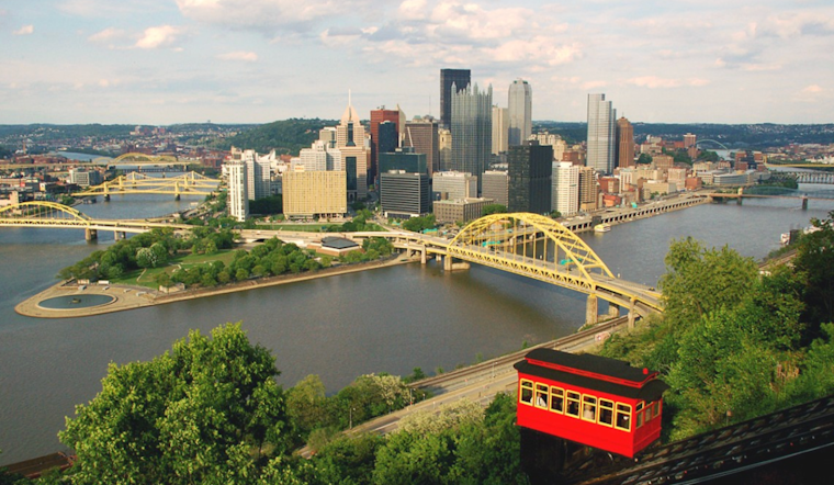 Pittsburgh's Wet Christmas Morning to Clear Up, Winter Storm Watch in Effect for Weekend