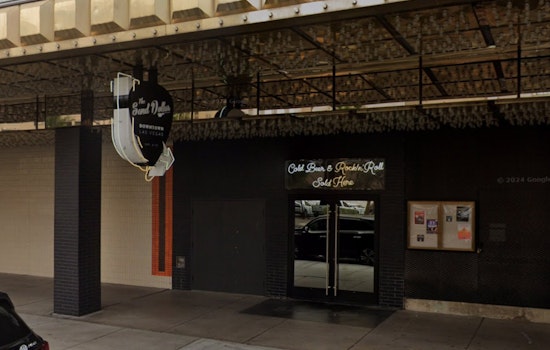 Plaza’s Sand Dollar Bar Calls It Quits, Leaving Downtown Regulars Reeling