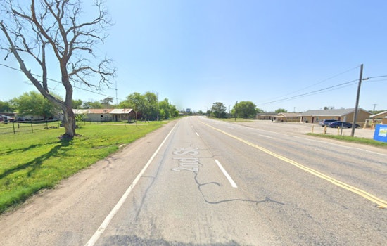 Pleasanton School Bus Crash On U.S. 281 Leaves Kids Shaken, 2 Adults Airlifted