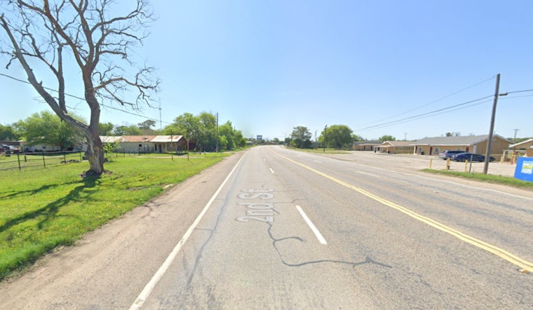 Pleasanton School Bus Crash On U.S. 281 Leaves Kids Shaken, 2 Adults Airlifted