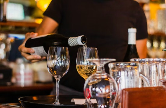 Pluto’s Wine Bar To Open On Bastrop Main Street
