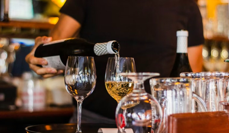 Pluto’s Wine Bar To Open On Bastrop Main Street