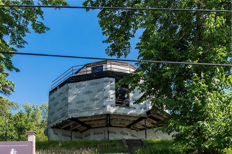 Plywood Off, Glass On As Dunes ‘House Of Tomorrow’ Shines Again
