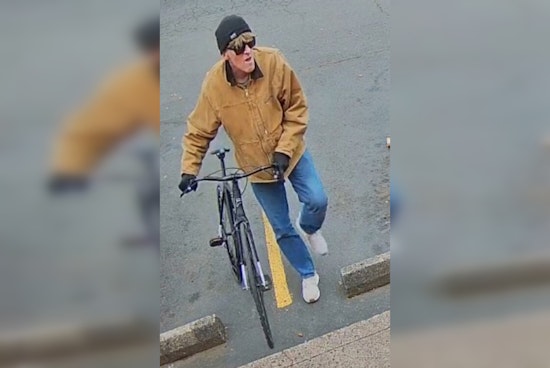 Portland Police Seek Public’s Aid in Identifying Suspected Armed Robber in Parkrose Area