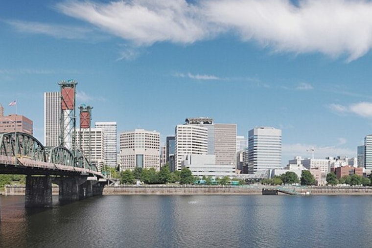 Portland Welcomes Sunny New Year's Eve, Braces for Rainy Start to 2026
