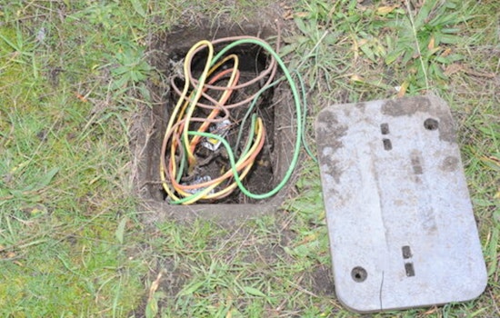 Portland Man Fatally Injured in Crash Linked to Metal Theft-Induced Traffic Signal Failure
