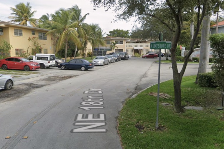 Quick Action by Firefighters Contain 1-Alarm Apartment Blaze in North Miami with No Injuries Reported