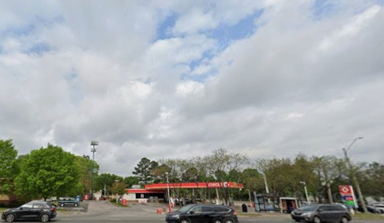 Raleigh Braces for Severe Weather as NWS Issues Thunderstorm Warning with Winds Up to 60 MPH