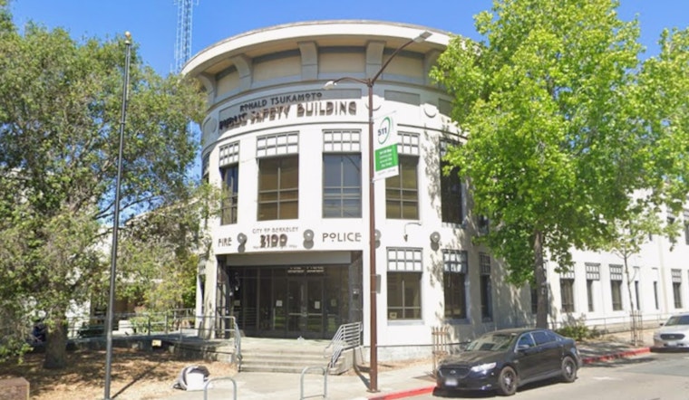 Redwood Gardens Blaze Leaves Berkeley Senior Fighting For Life