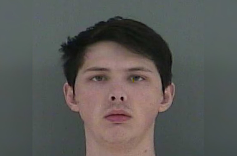 Rocky Top Man and Two Juveniles Charged After Allegedly Throwing Rocks at Vehicles on I-75