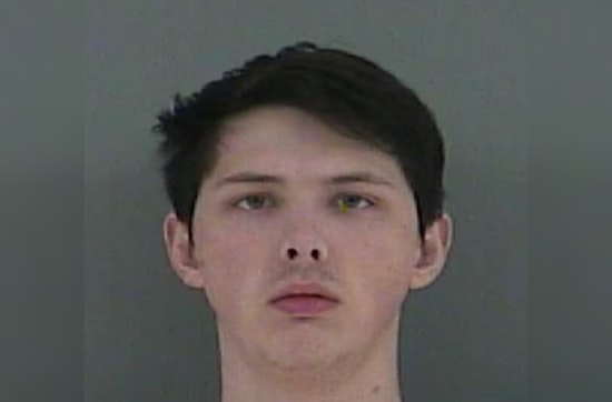 Rocky Top Man and Two Juveniles Charged After Allegedly Throwing Rocks at Vehicles on I-75