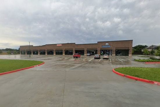 Rosenberg Strip Center Scores Halal Hotspot With AJ Meat And Eat