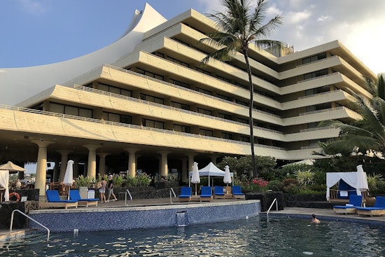 Royal Kona Showdown As 150 Hotel Workers Walk Off In One-Day Strike