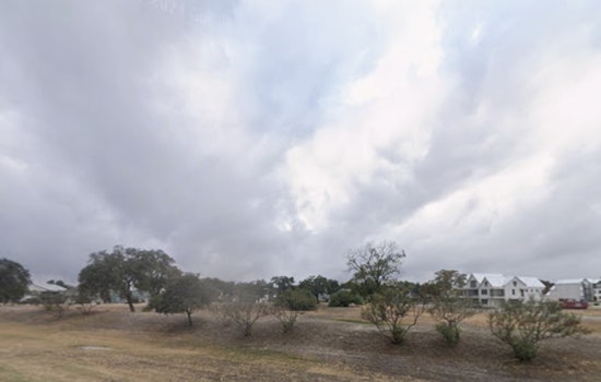 San Antonio Greets Morning Fog as Forecast Promises Pleasant Weekend Weather