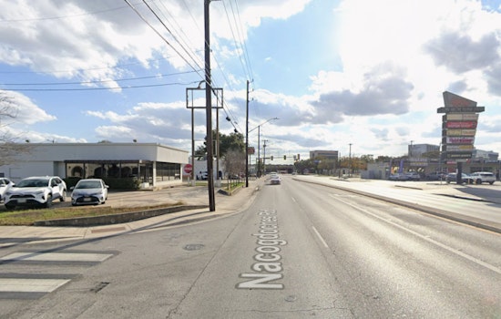 San Antonio Police on the Hunt for Suspect in Northeast Side Armed Robbery
