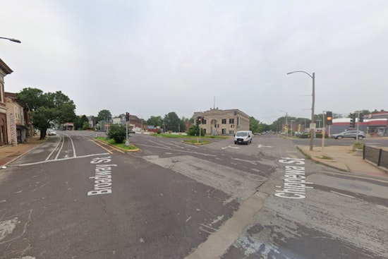 Search Underway for Suspect in Bus Shooting in Marine Villa, St. Louis Police Urge Public's Help