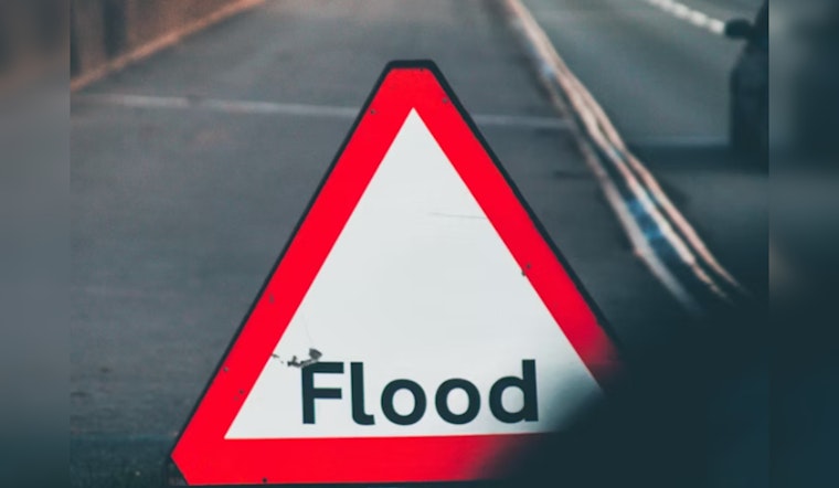 Seattle Area on Alert: Flood Warnings, Landslide Risks Amid Severe Weather Conditions