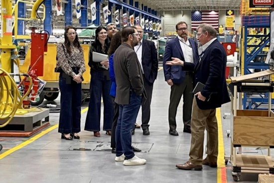 Senators Gallego and Kelly Lead Bipartisan Tribute to 50 Years of the AH-64 Apache and its Arizona Workforce