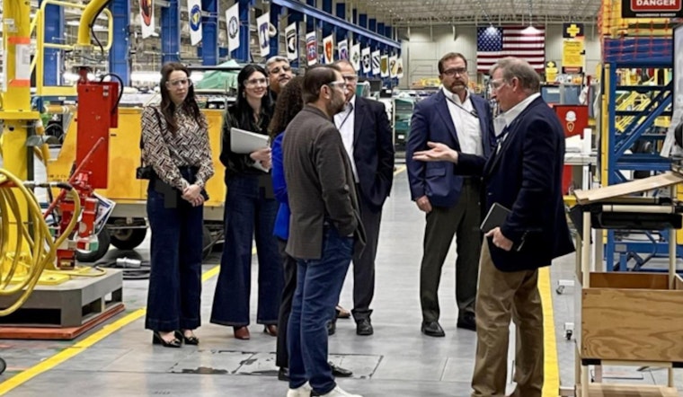 Senators Gallego and Kelly Lead Bipartisan Tribute to 50 Years of the AH-64 Apache and its Arizona Workforce