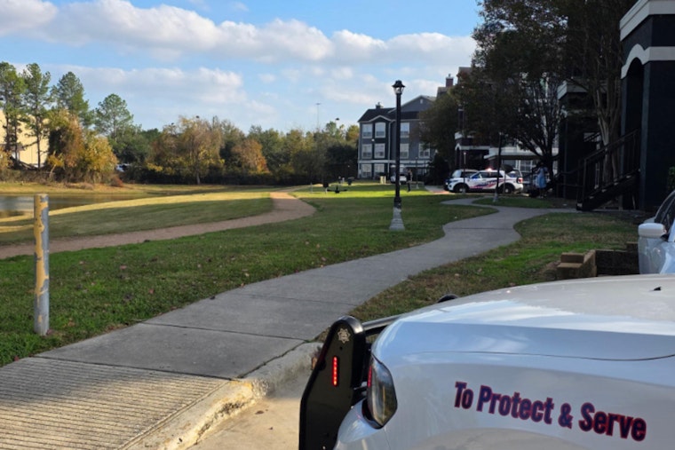 Shirtless Suspect Triggers All-Out Manhunt Near North Freeway