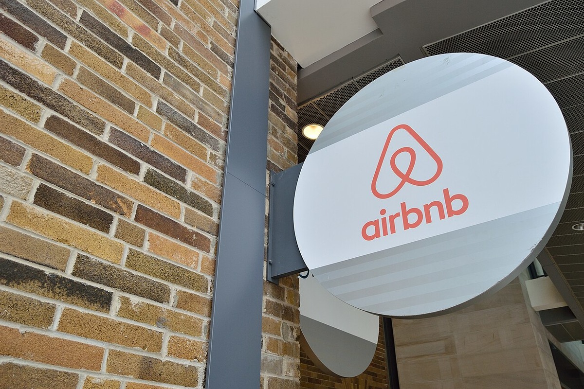 Sin City Judge Weighs Smackdown On Clark County Airbnb Crackdown