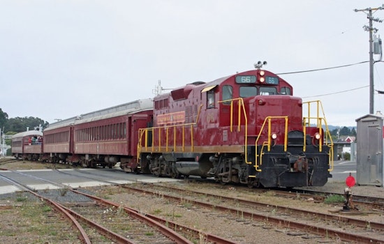 Skunk Train Turns Mendocino Redwood Run Into Giant Christmas Spectacle