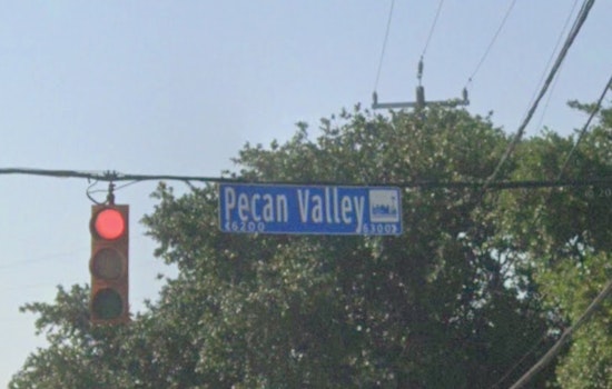 Southeast San Antonio Hit-And-Run Leaves Pregnant Driver, Teen Hurt As Police Track Down Suspect