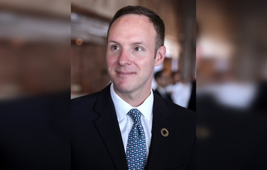 State Rep. Matt Gress Urges Scottsdale School Board to Delay Closing of Schools, Citing Need for Comprehensive Review