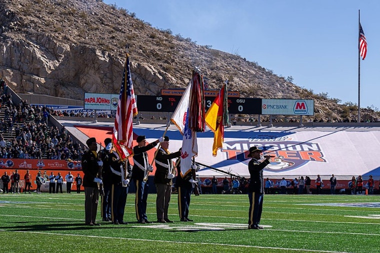 Sun Devils Hit El Paso Tarmac To A Mariachi Welcome Before Sun Bowl