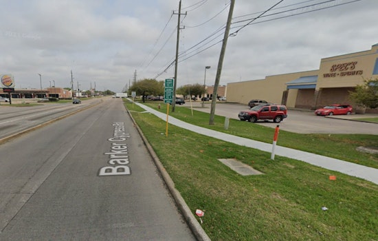 Suspect in Custody After High-Speed Chase Ends in Crash in Northwest Houston