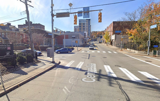Suspected Gunman Exchanges Fire with Police After Assaulting Woman and Dog in Pittsburgh's Shadyside Neighborhood