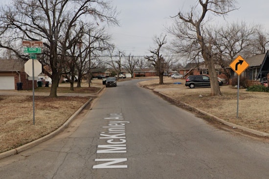 Suspects at Large After Police Chase Ends in Crash in Northwest Oklahoma City