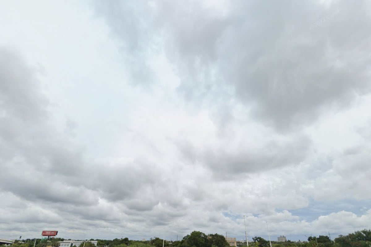 Tampa Braces for a Week of Weather Whiplash with Showers, Sun and