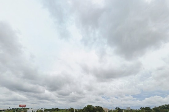 Tampa Braces for a Week of Weather Whiplash with Showers, Sun and Thunderstorms Ahead
